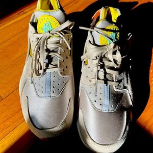 Nike huaraches in very good condition